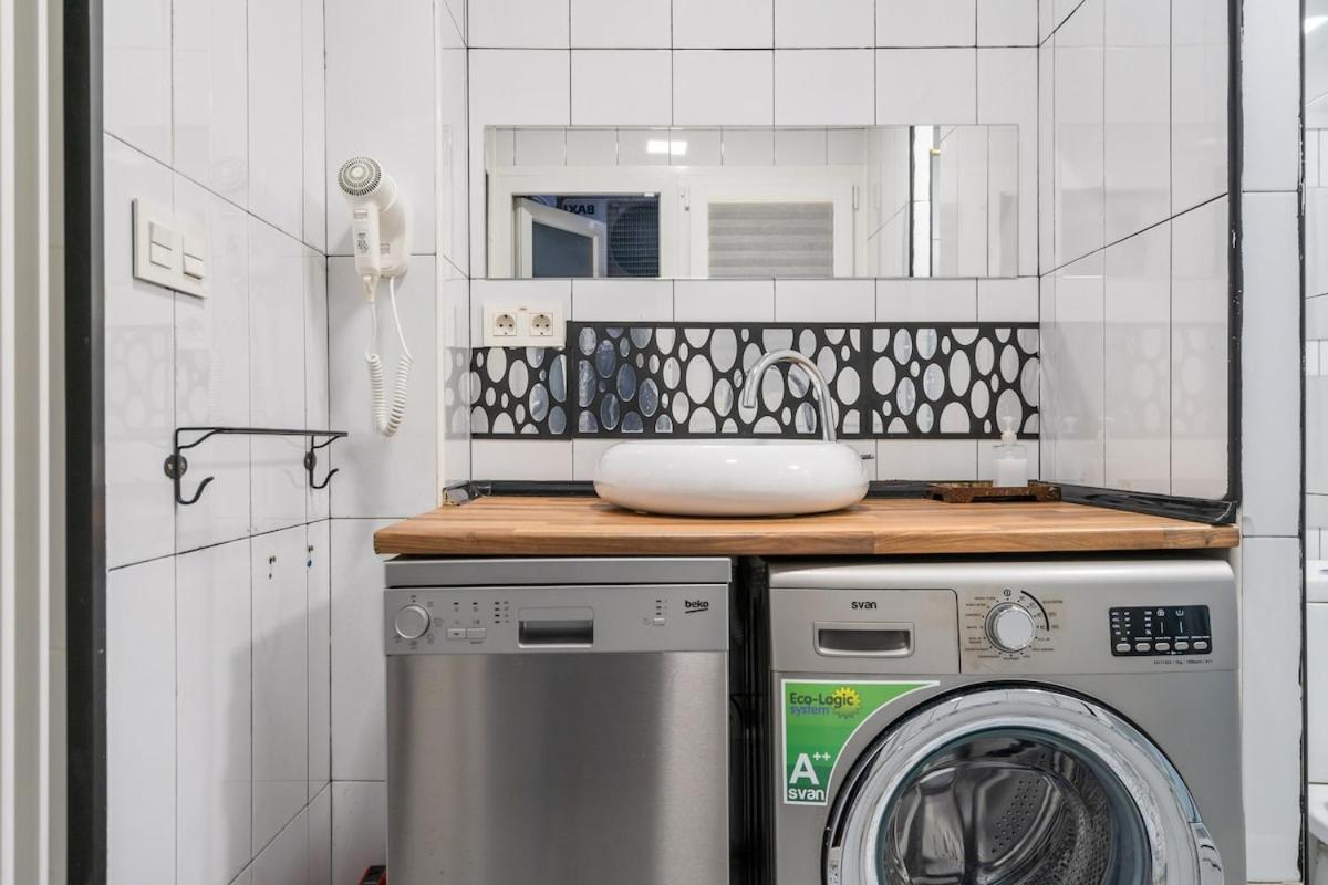 Cosy Loft In The Centre Of - Reloj D Apartamento Madrid