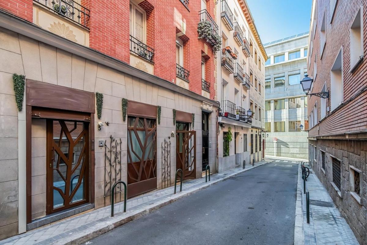 Apartamento Cosy Loft In The Centre Of - Reloj D