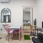 Cosy Loft In The Centre Of Madrid - Reloj D
